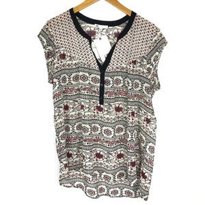 🌲 DR2 NWT Boho Print V Neck Short Sleeve Blouse